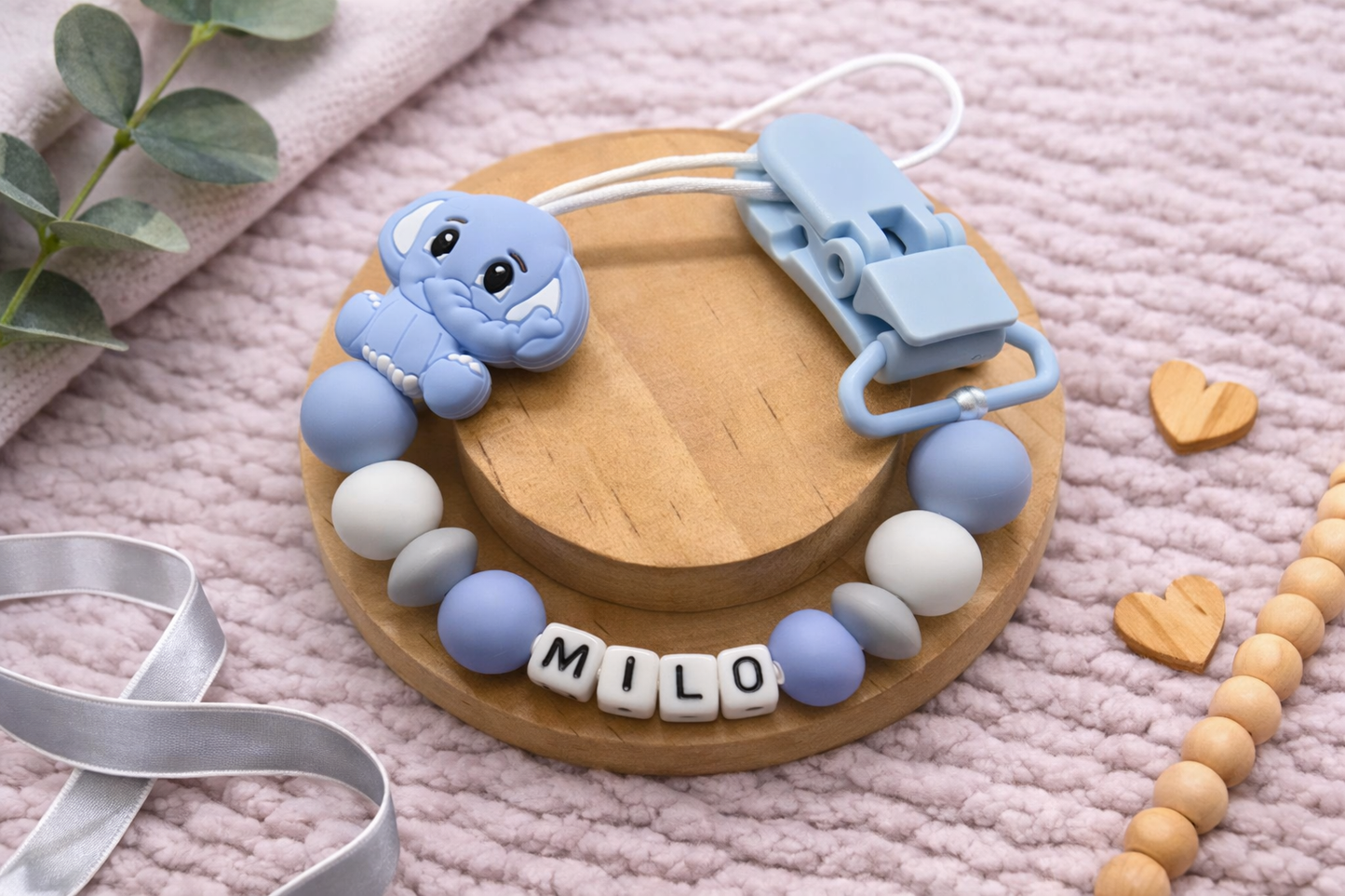 Adorable blue personalised elephant dummy clip. Food-grade silicone beads, custom name on plastic letter beads. Safe for teething babies. Perfect gift! ๐