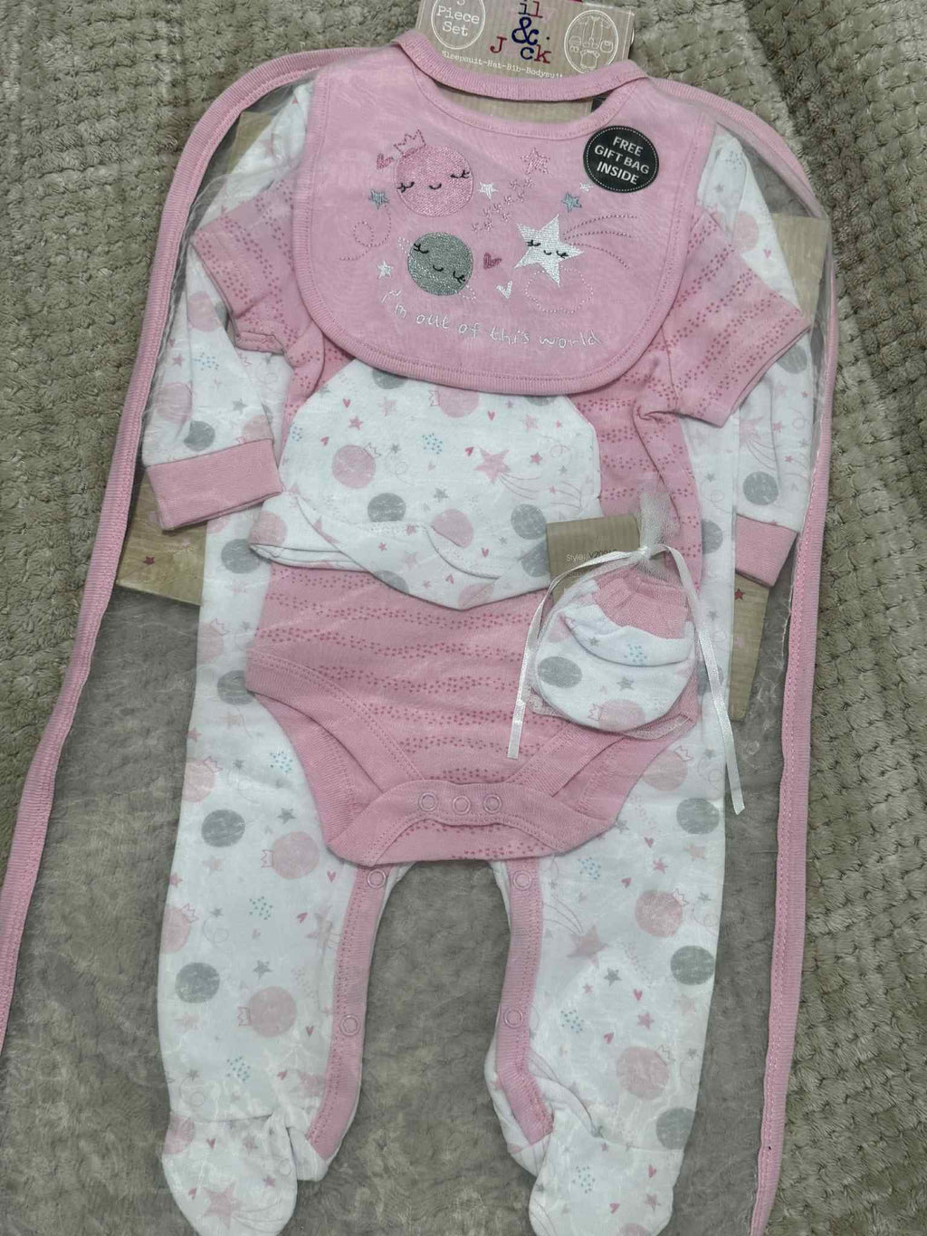 Baby Girls 5 Piece Matching Moon & Stars Set & Giftbag