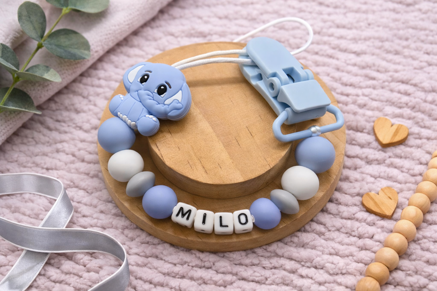 Adorable blue personalised elephant dummy clip. Food-grade silicone beads, custom name on plastic letter beads. Safe for teething babies. Perfect gift! 🐘