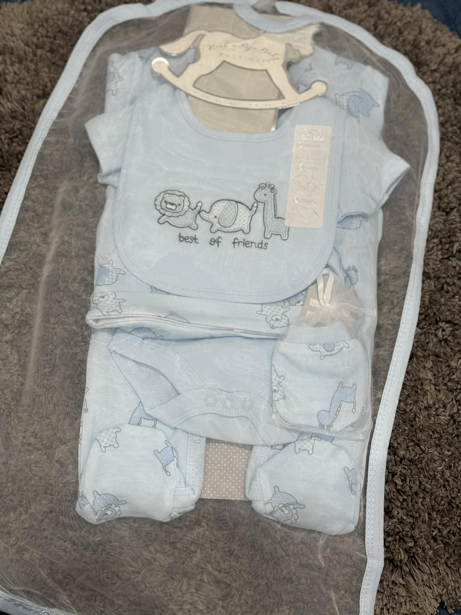 Baby Boys 5 Piece Matching Animals Set & Giftbag