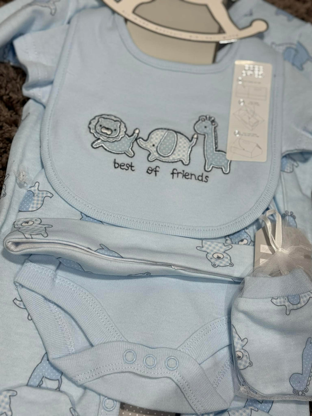 Baby Boys 5 Piece Matching Animals Set & Giftbag