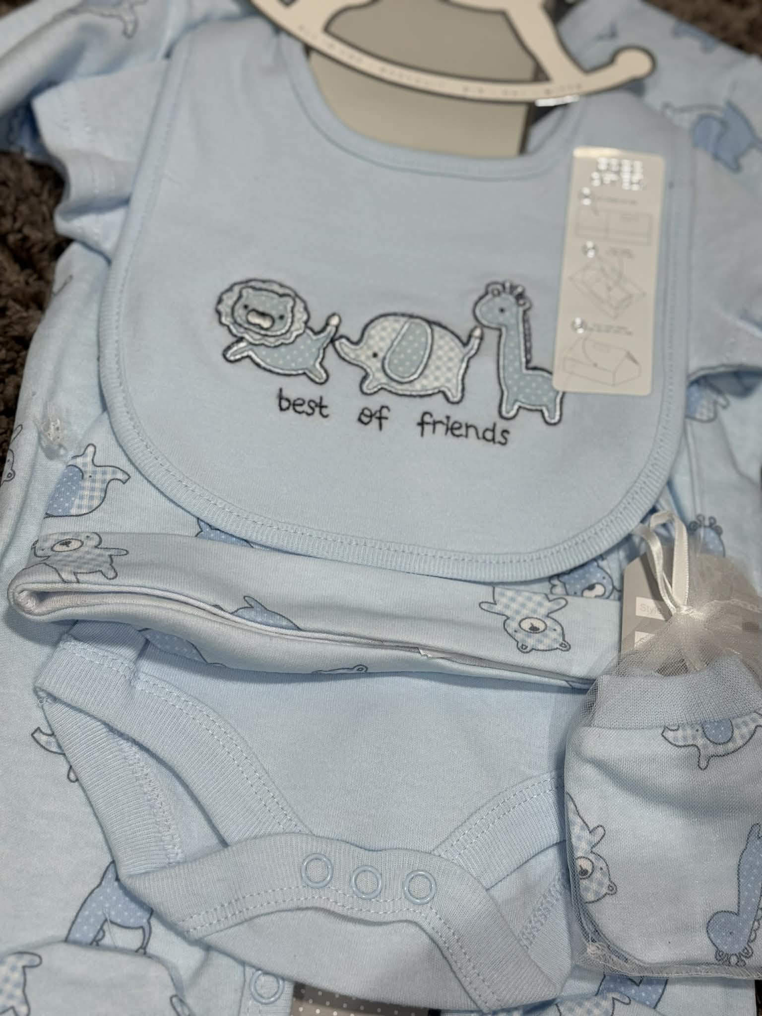 Baby Boys 5 Piece Matching Animals Set & Giftbag