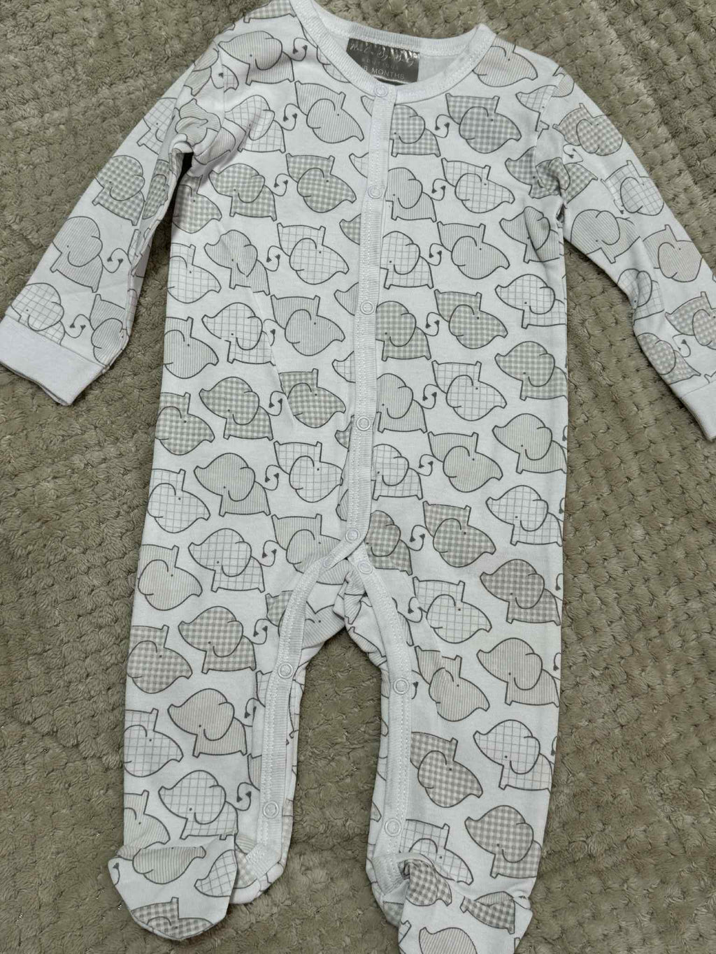 Unisex 5 Piece White Elephant Set & Giftbag (Copy)