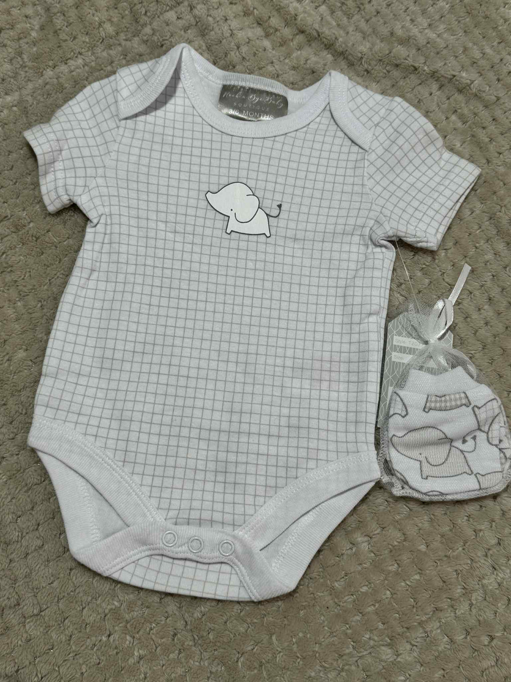 Unisex 5 Piece White Elephant Set & Giftbag (Copy)